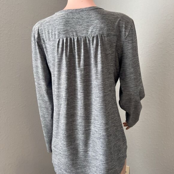 Duluth Trading Women Armachillo long Sleeve V-Neck Large comfy Gray T-Shirt #67 - Picture 4 of 9